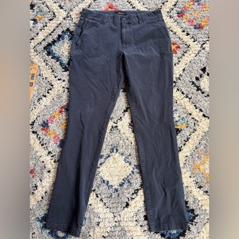 Quince mens organic cotton stretch chino dark charcoal 32x32